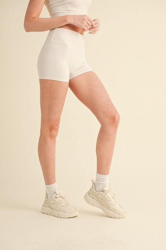 Sprint Mid Rise Shorts