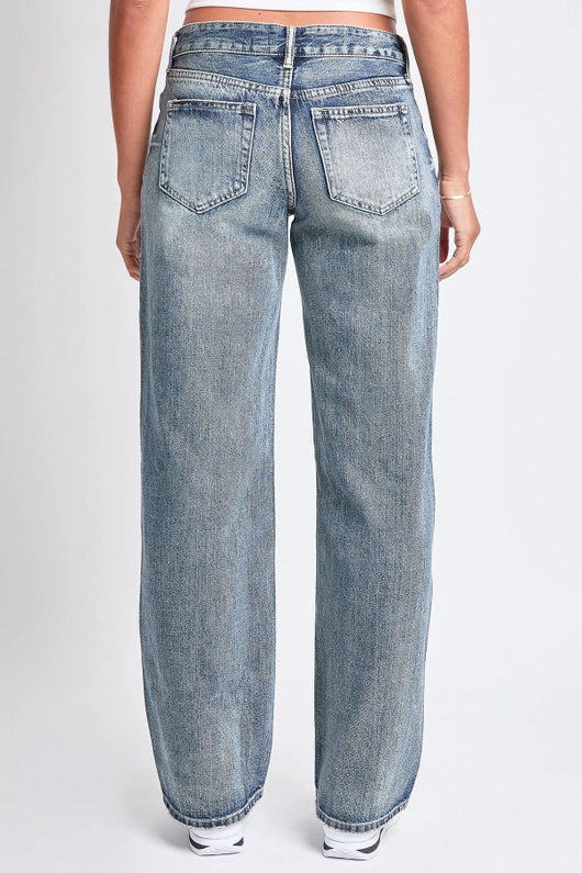Nova Low-Rise Vintage Jeans