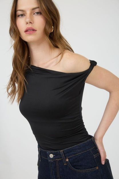 Elle Asymmetrical Top