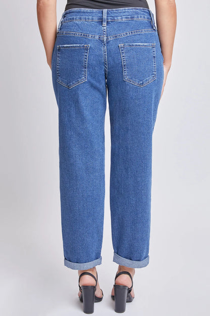 Carly Mid-Rise Boyfriend Jean