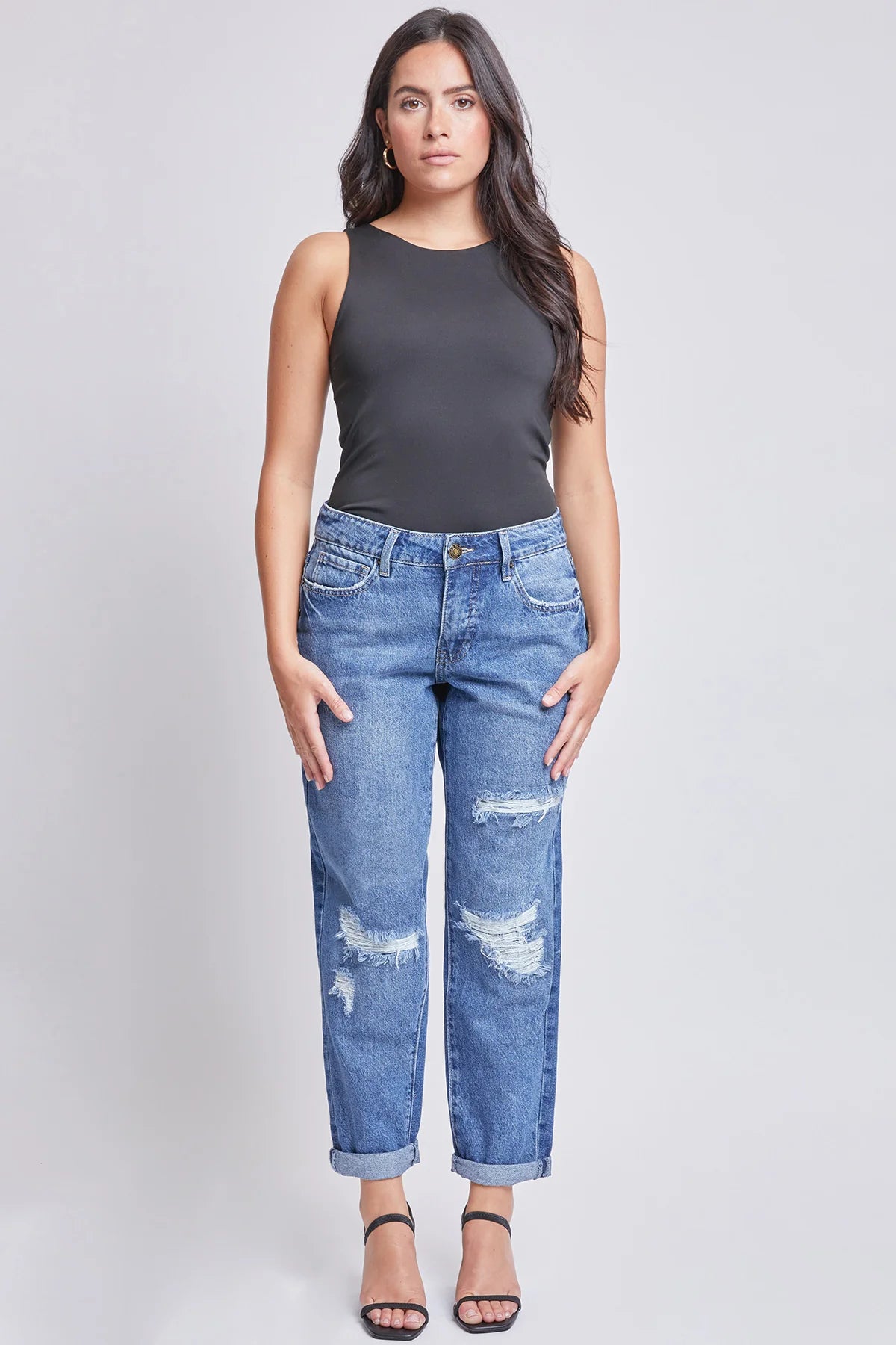 Carly Mid-Rise Boyfriend Jean