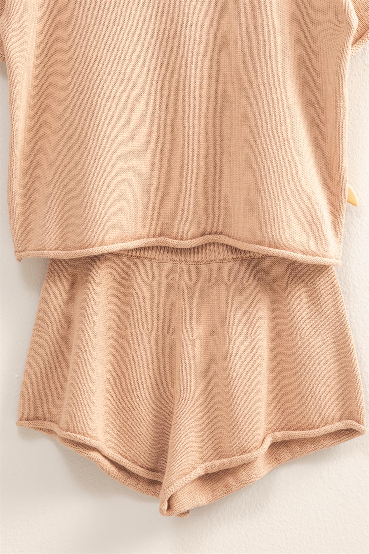 Lilia Short Sleeve Top And Shorts Set