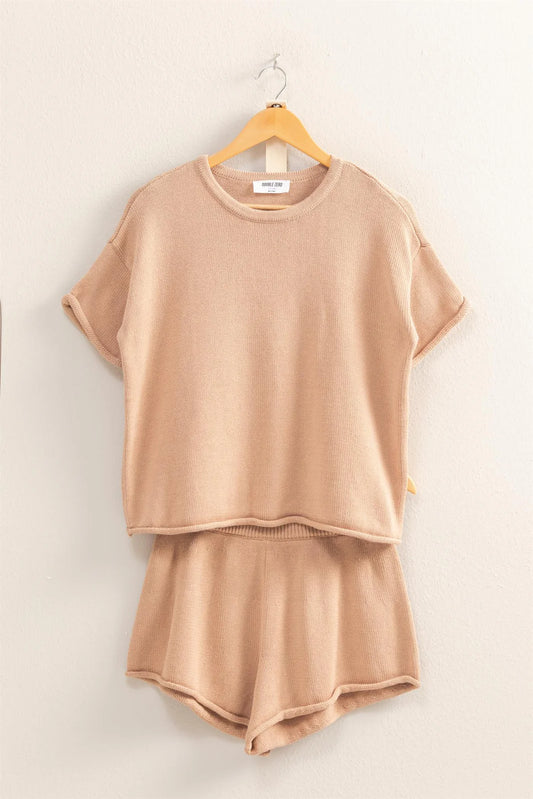 Lilia Short Sleeve Top And Shorts Set