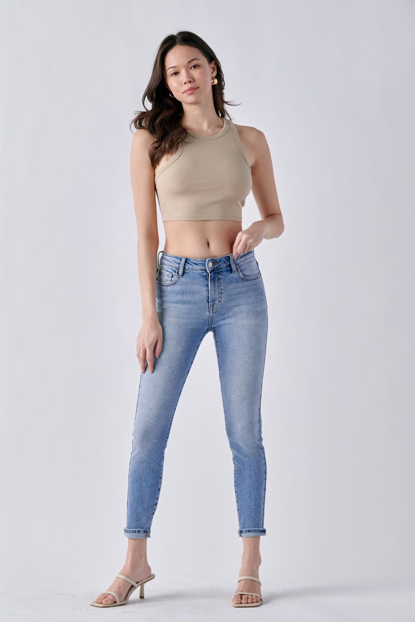 Mid Rise Single Cuff Crop Skinny Jean