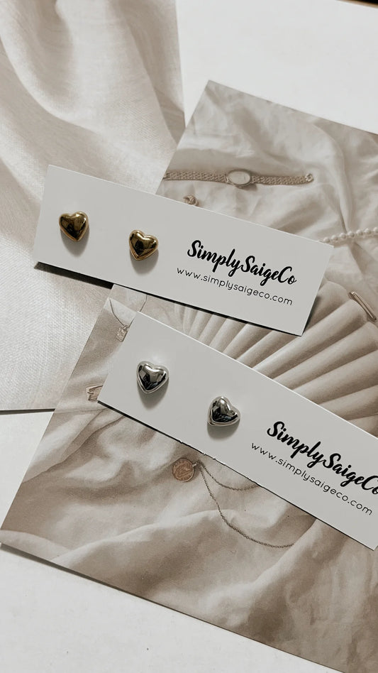 Gold heart studs